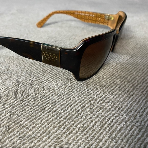 Coach Sunglasses - Picture 6 of 6